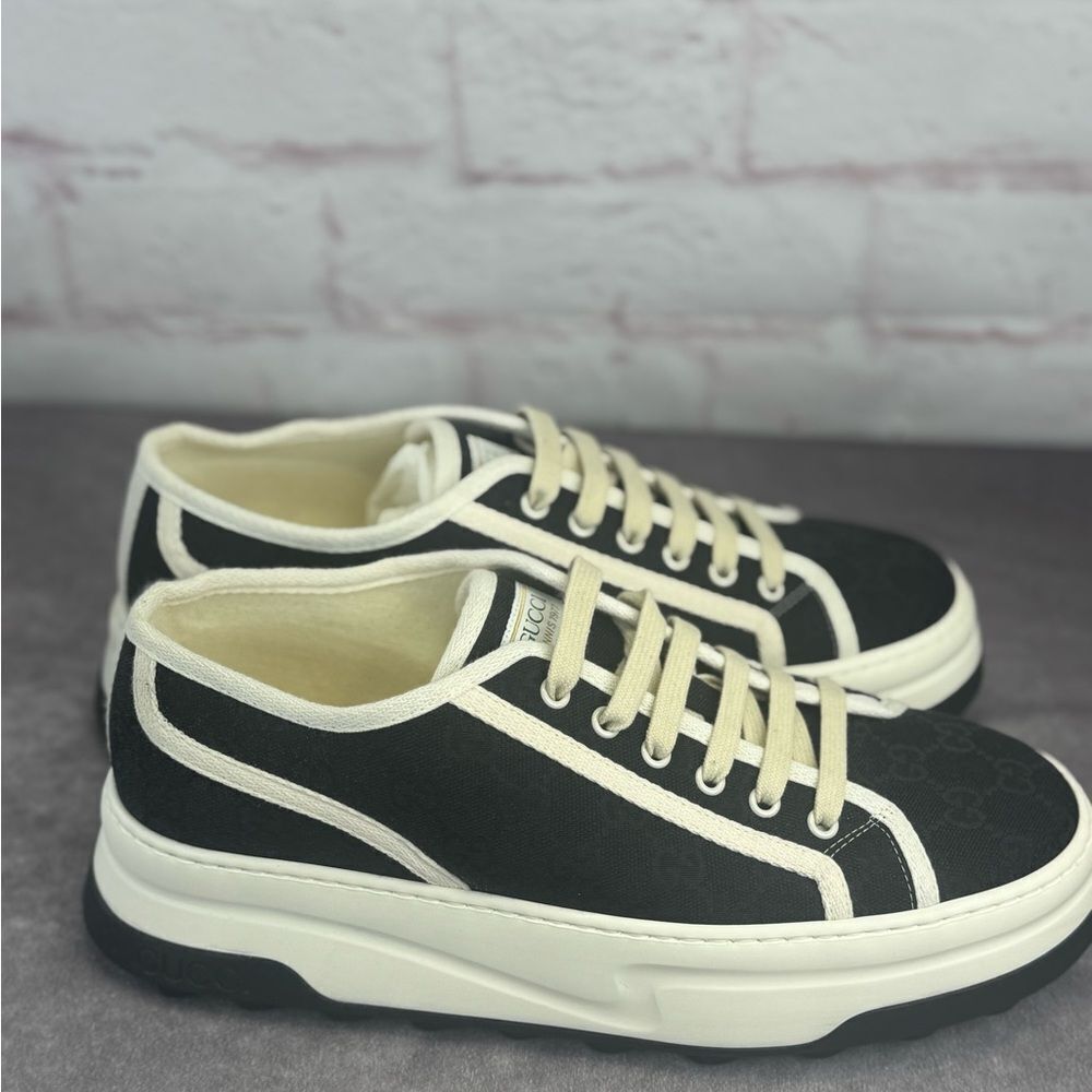 Gucci Mens Gg Black Tennis Treck 1977 Sneakers NIB 39.5 Mystic White - Picture 2 of 14